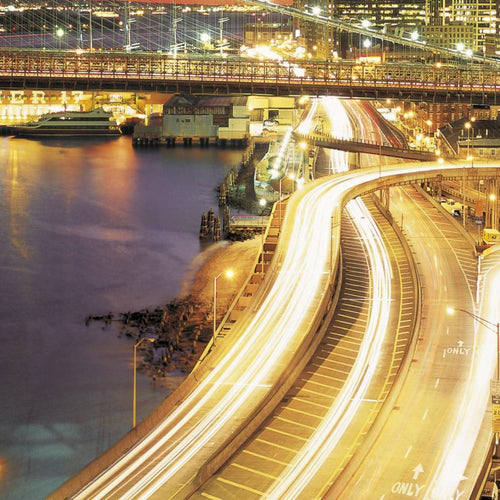 Komar NYC Lights Wall Mural National Geographic 368x254cm | Yourdecoration.com