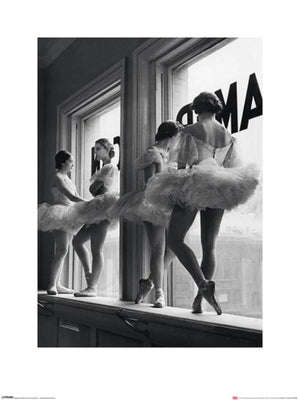 Art Print Time Life Ballerinas In Window 60x80cm Pyramid PPR40190 | Yourdecoration.com