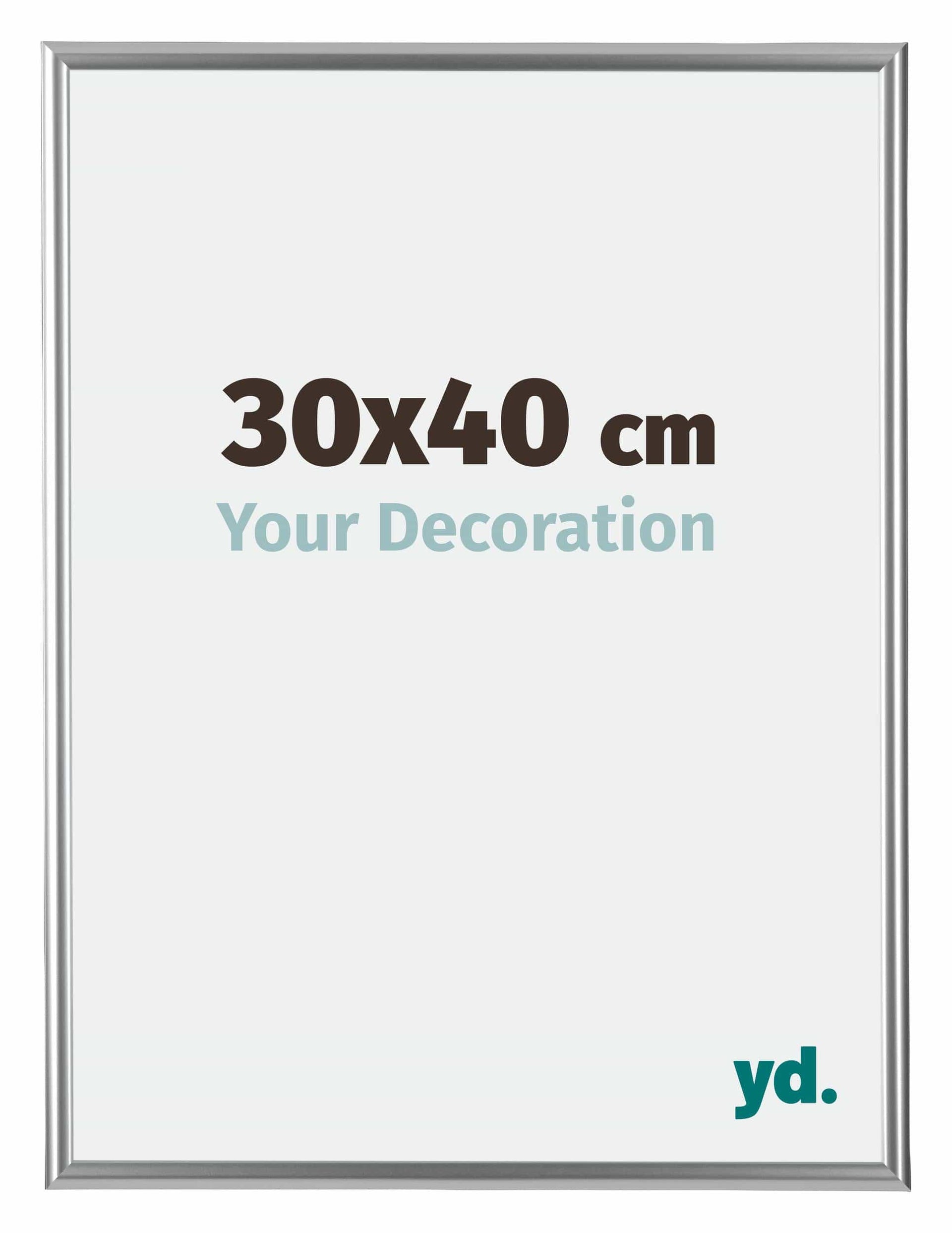 Bordeaux Plastic Photo Frame 30x40cm Silver Front Size | Yourdecoration.com