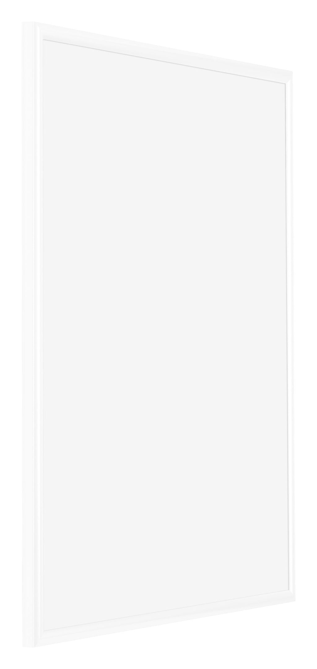 Bordeaux Plastic Photo Frame 48x64cm White High Gloss Front Oblique | Yourdecoration.com