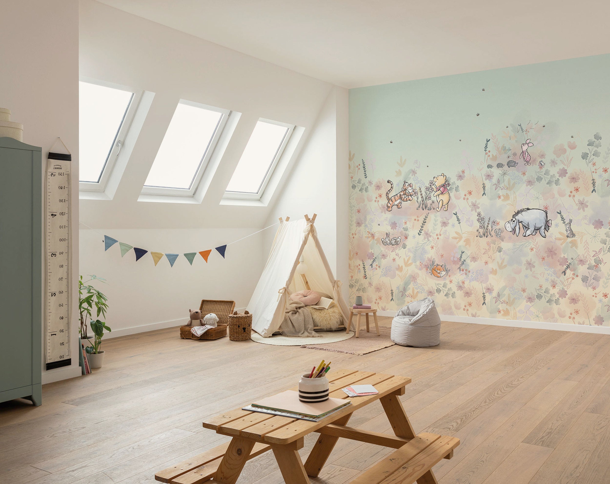 Disney Winnie the Pooh Flowerfield Interior Wall Mural DX6 194 | Yourdecoration.com
