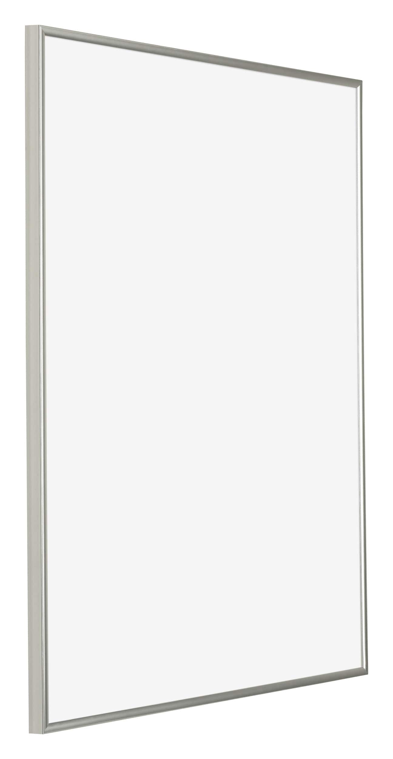 Evry Plastic Photo Frame 70x90cm Champagne Front Oblique | Yourdecoration.com