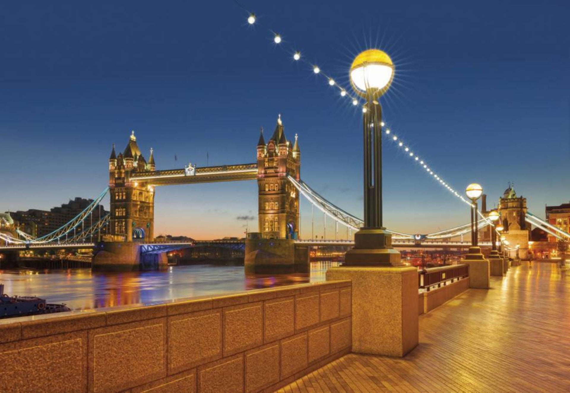 Komar Tower Bridge Wall Mural 368x254cm | Yourdecoration.com
