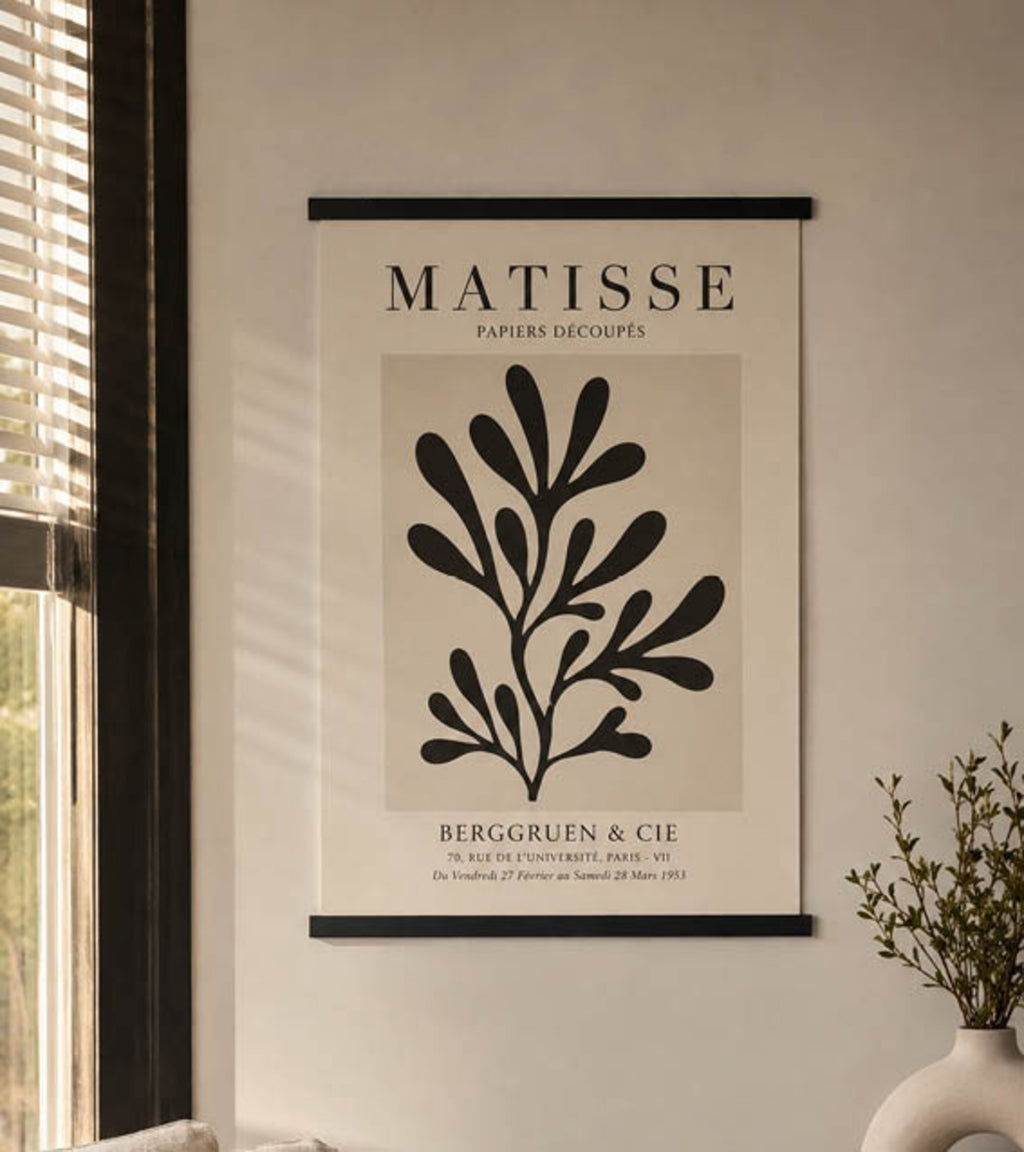 Poster Hangers Black Hanging Hole Lifestyle | Yourdecoration.com