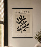 Poster Hangers Black Hanging Hole Lifestyle | Yourdecoration.com