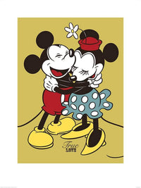 Pyramid Mickey and Minnie Mouse True Love Art Print 60x80cm | Yourdecoration.com
