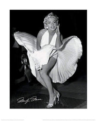 Pyramid Marilyn Monroe Seven Year Itch Art Print 40x50cm | Yourdecoration.com