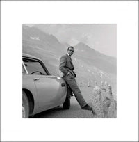 Pyramid James Bond Aston Martin Art Print 40x40cm | Yourdecoration.com