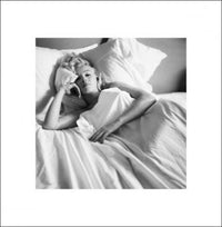 Pyramid Marilyn Monroe Bed Art Print 40x40cm | Yourdecoration.com