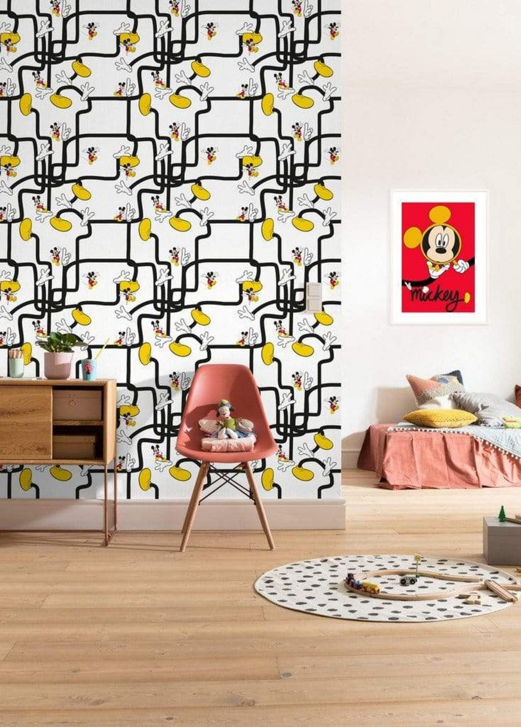 Komar Mickey Mouse Foot Labyrinth Non Woven Wall Mural 200x280cm 4 Panels Ambiance | Yourdecoration.com