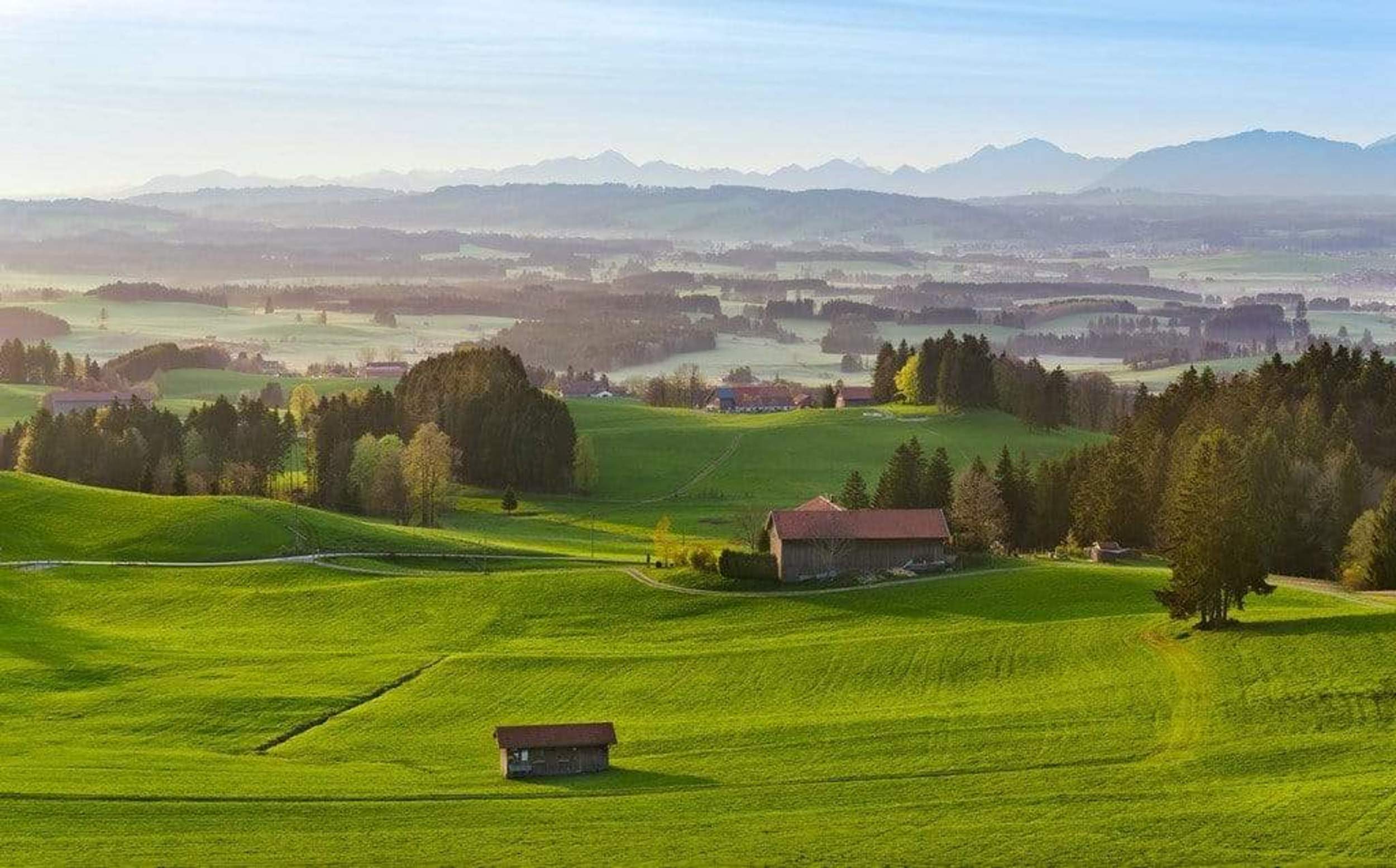 Komar Paradiesisches Bayern Non Woven Wall Mural 450x280cm 9 Panels | Yourdecoration.com