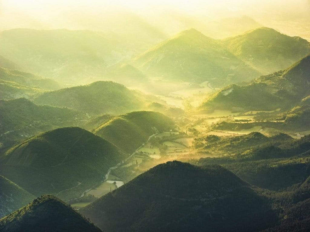 Komar The Shire Non Woven Wall Mural 200x150cm 2 Panels | Yourdecoration.com